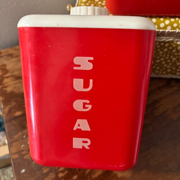 Lustro-Ware Red Vintage 2-Pc Plastic Cookies and Sugar Set - Picture 5 of 7